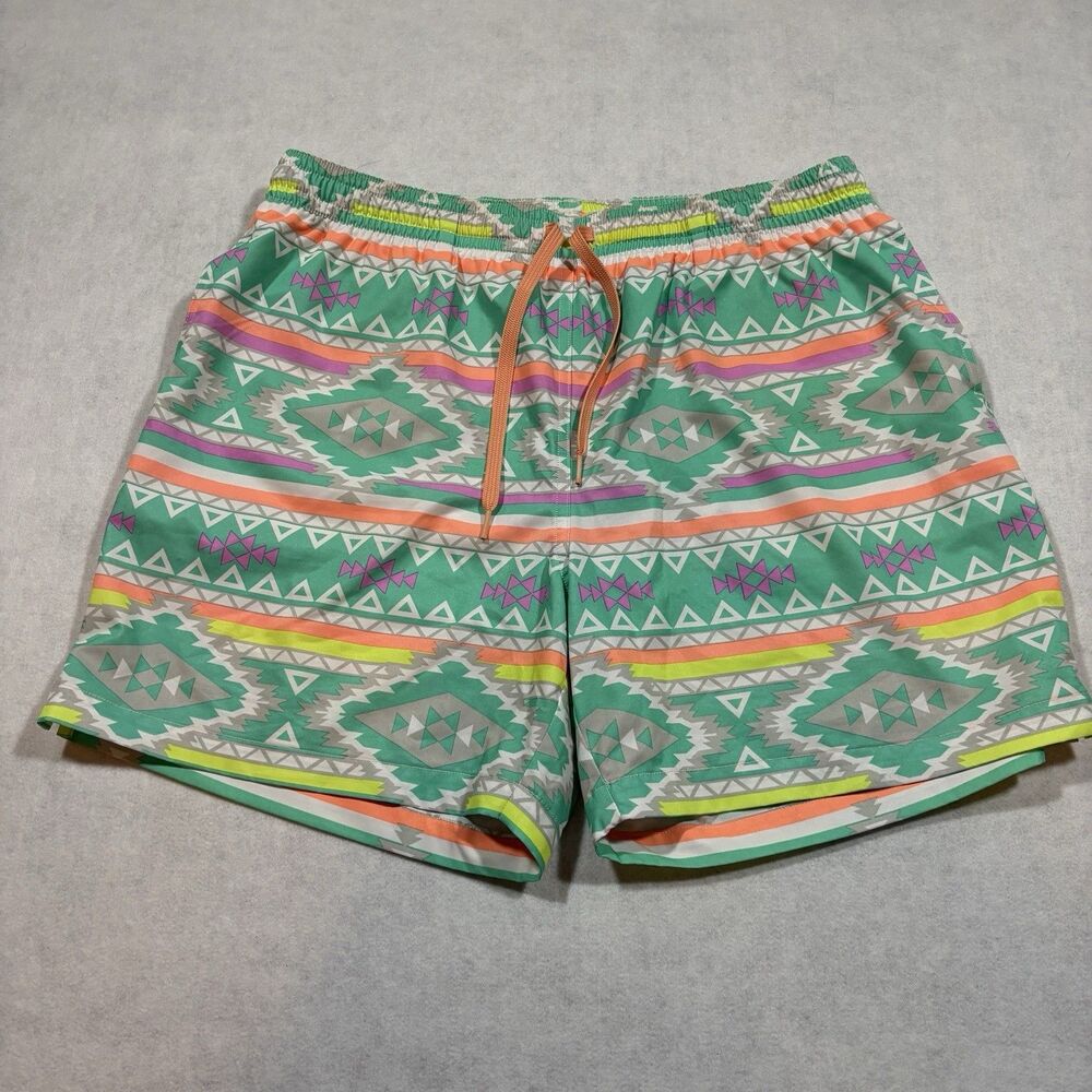 Chubbies Men’s Swim Shorts Large 5.5” Inseam Stretch Lined Beach Multicolor